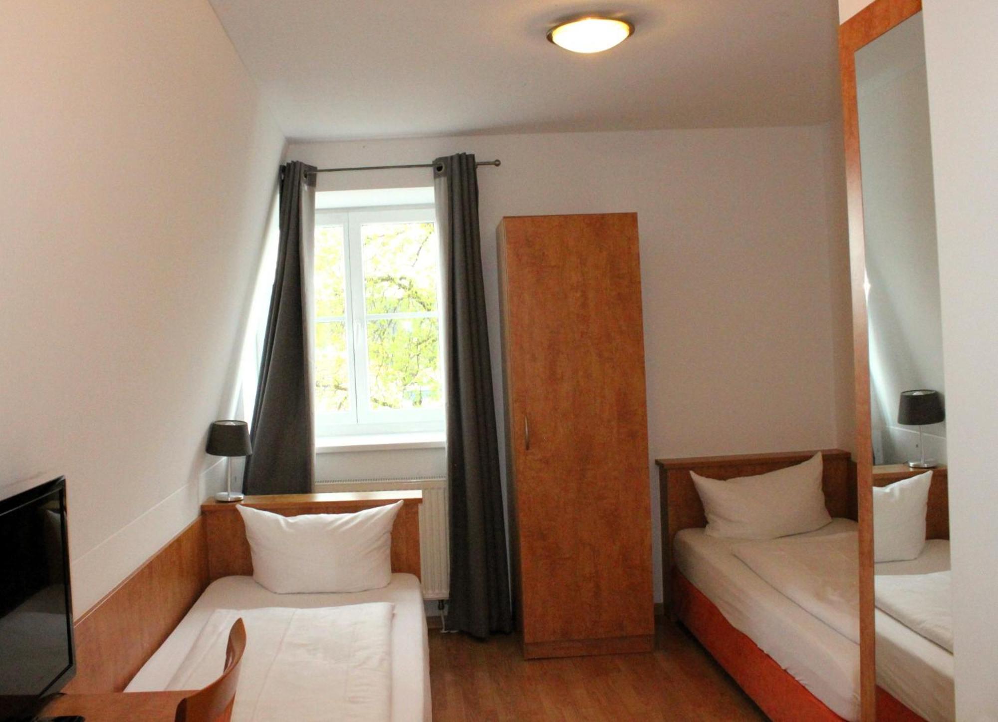 Hotel Waitzingers Landsberg am Lech Bagian luar foto