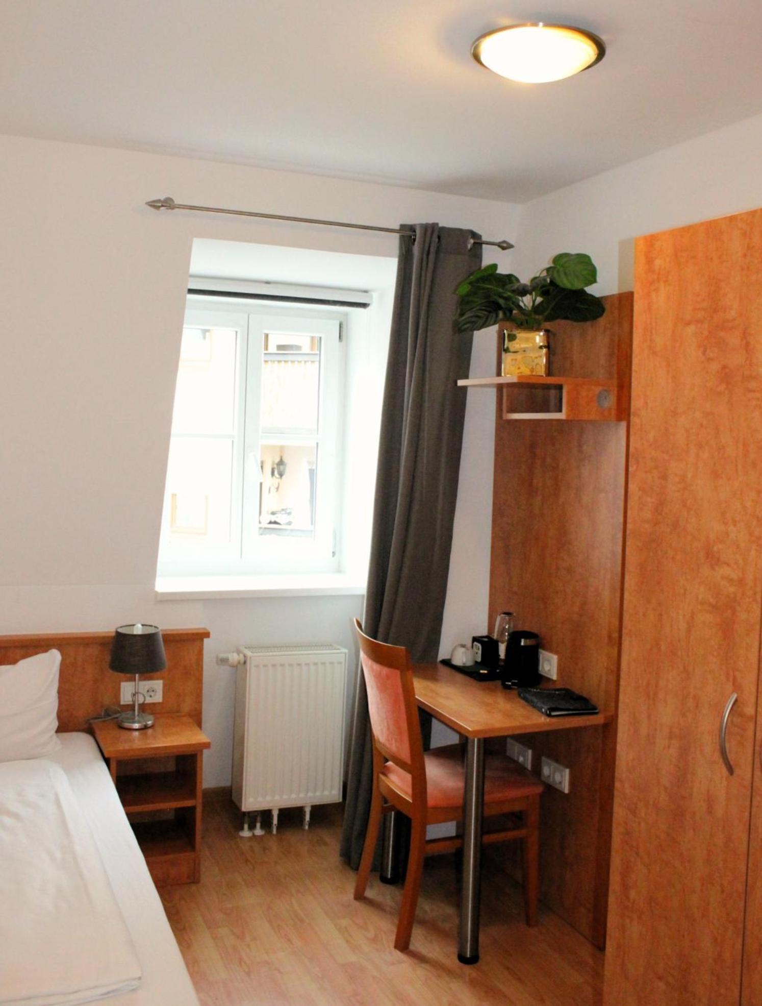 Hotel Waitzingers Landsberg am Lech Bagian luar foto